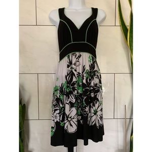 Bundle of 2 dresses!👗